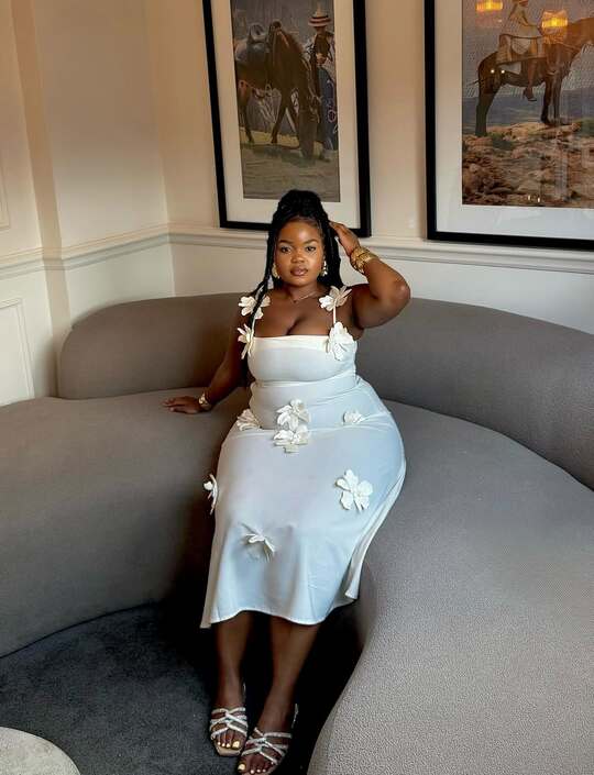 Deborah, 32-year-old sugar mummy in Kitengela, Kajiado County, seeking a mature and respectful man